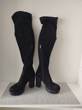 Botas altas negras plataforma de ante