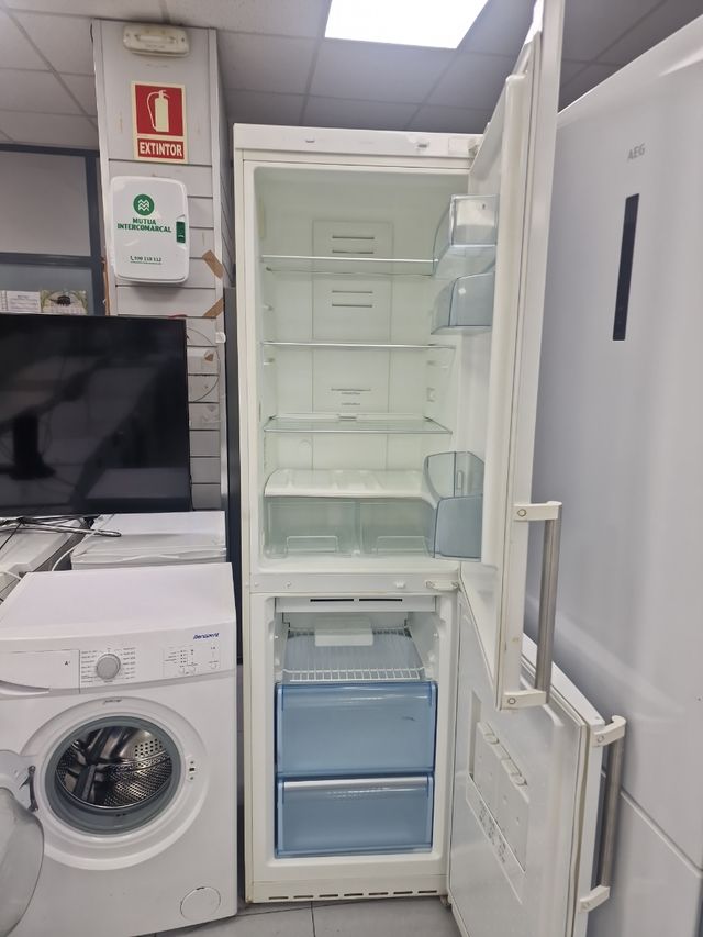Combo nevera-lavadora + garantía 