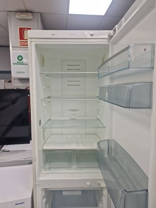 Combo nevera-lavadora + garantía