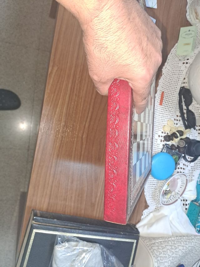 Scacchi antichi in metallo