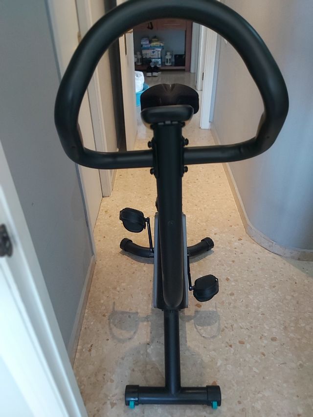 Bicicleta estática plegable