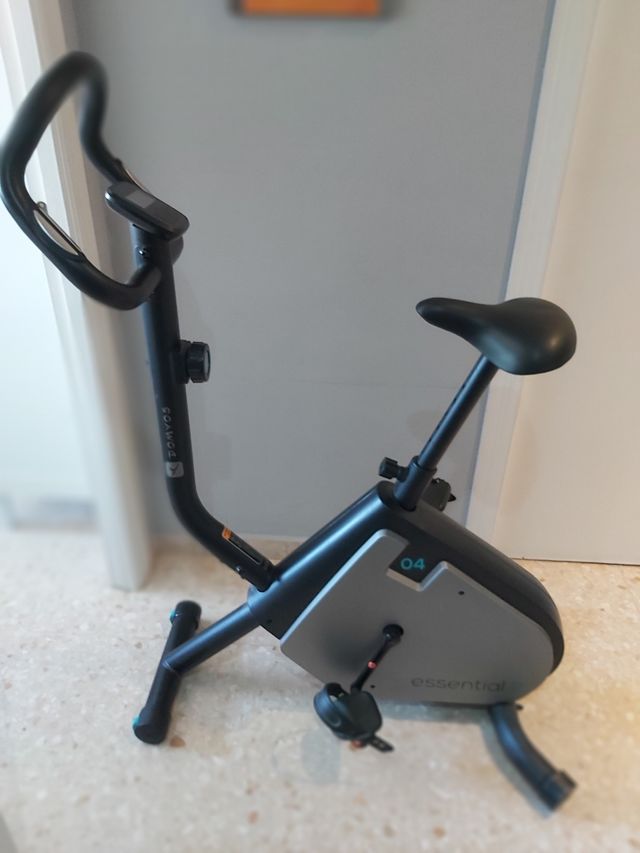 Bicicleta estática plegable