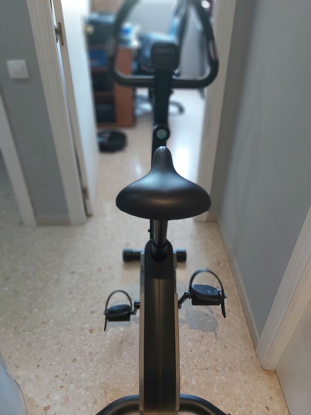 Bicicleta estática plegable