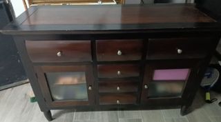 Cómoda madera oscura 7 cajones