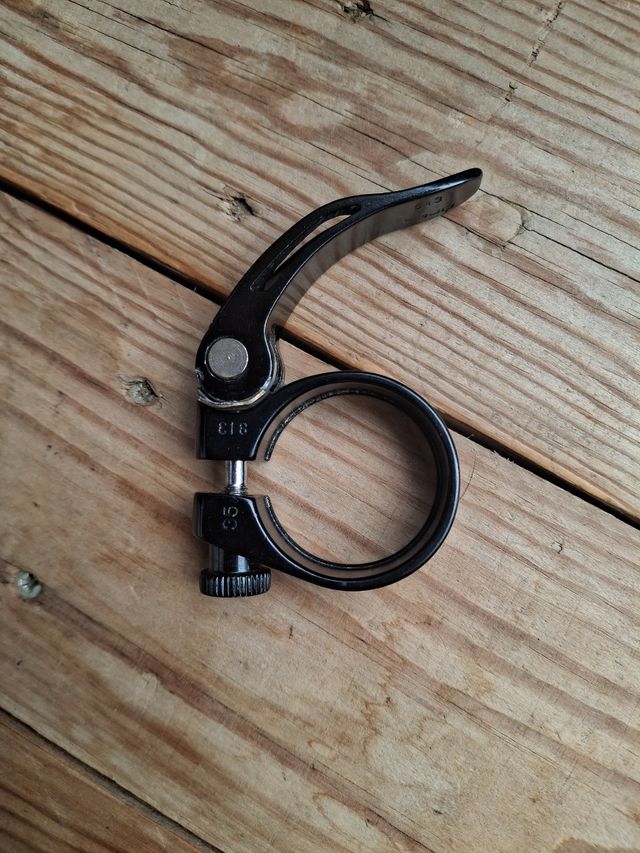 Cierre sillín Giant 35mm