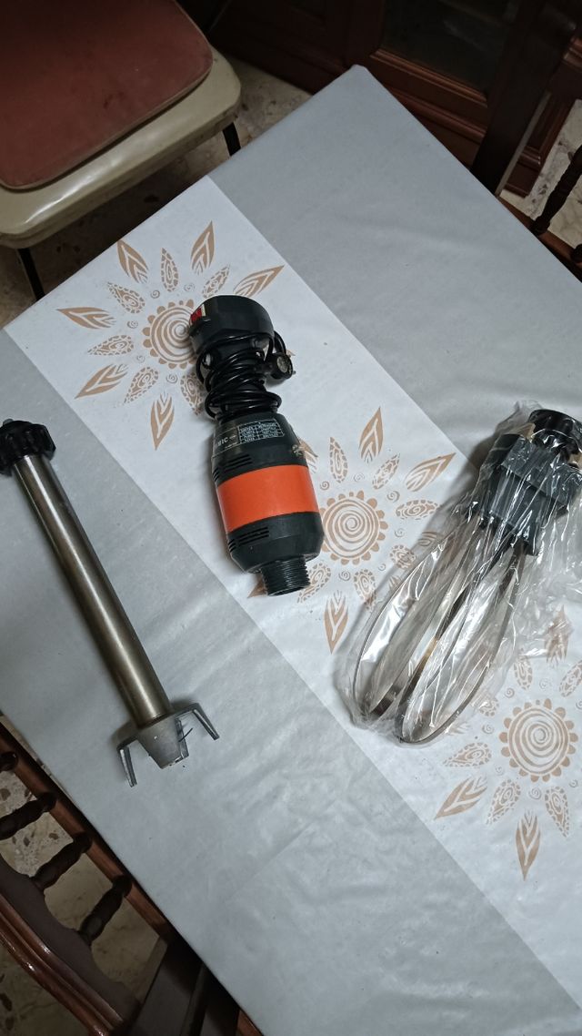Batidora industrial + accesorios