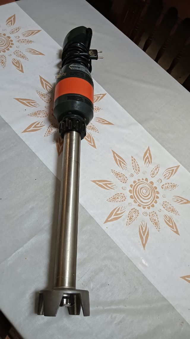 Batidora industrial + accesorios