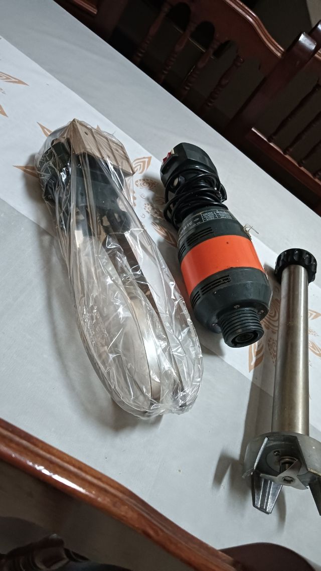 Batidora industrial + accesorios