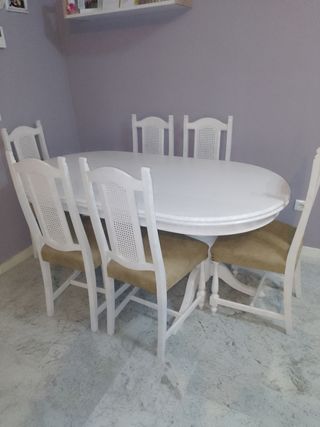 Conjunto de mesa y 6  sillas madera blanca ratán
