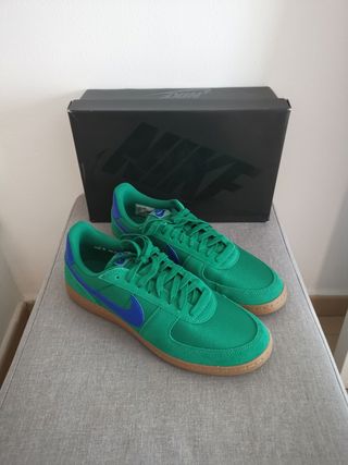  Nike Field General