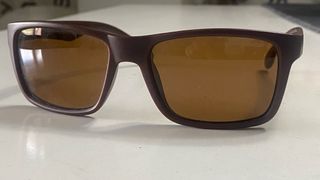 Gafas de sol marrón con cristal amarillo