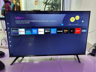 Hisense Smart TV 40" - TV Inteligente