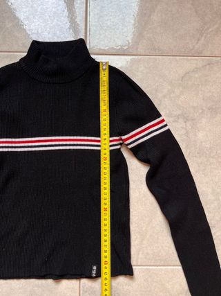 Maglione collo alto a righe