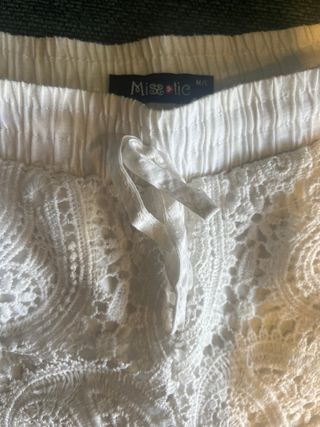 Bermuda encaje blanco Misstic M