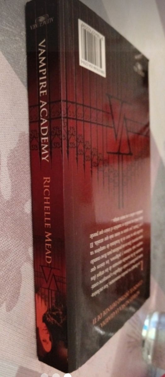 Vampire Academy (Vampire Academy 1)