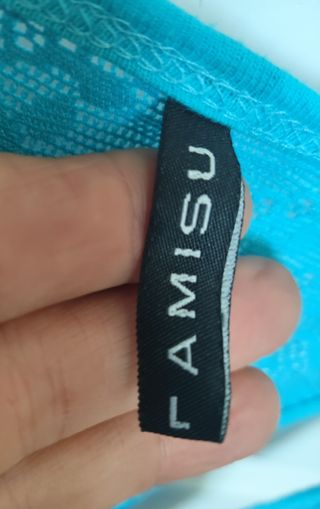 Camiseta tirantes encaje turquesa