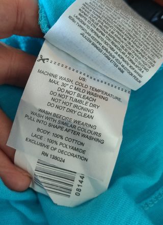 Camiseta tirantes encaje turquesa