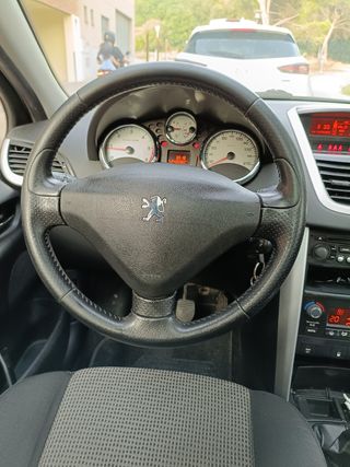 Peugeot 207 SW Sport 1.6 HDI 2011