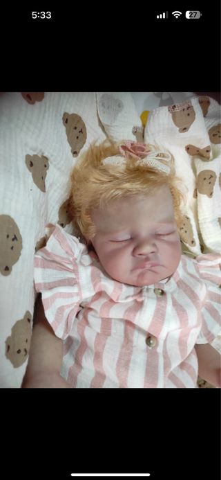Muñeca reborn bebé