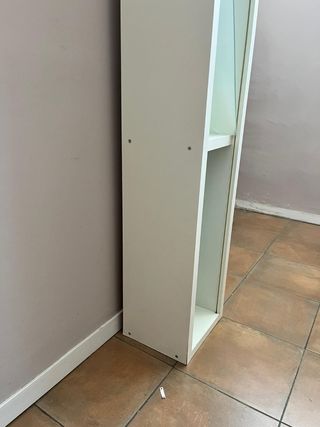 2 Estanterías blancas con cristal - 40 euros 
