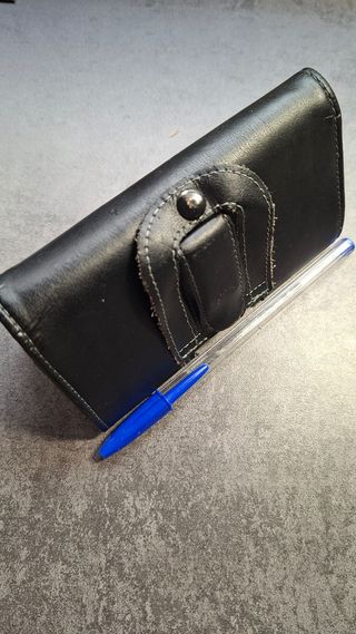 Funda móvil cinturón negra