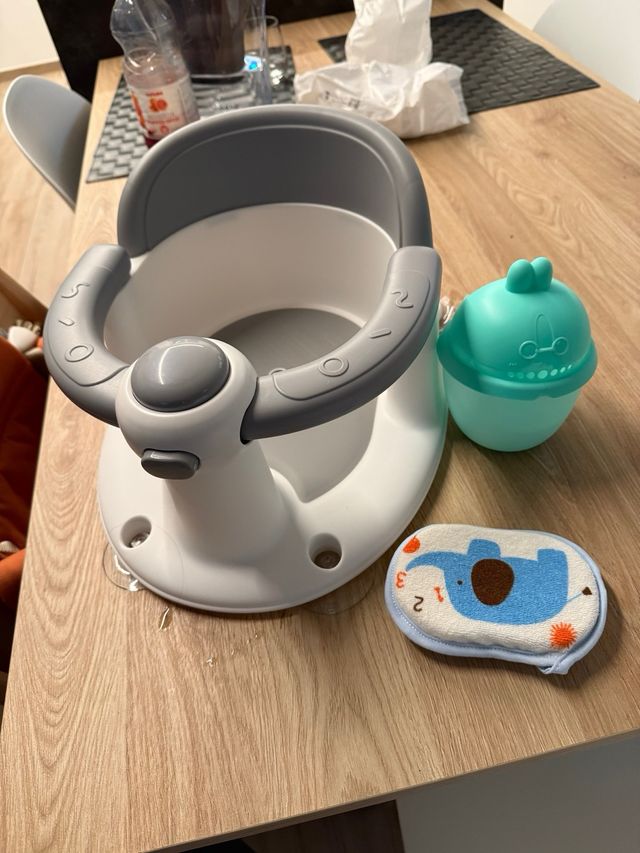 Seggiolino Bagno Neonati + Accessori