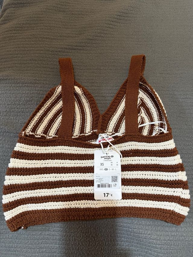 Top crochet marrón-blanco