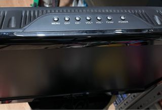 TV Blusens 22" negra