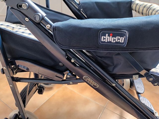 Carrinho passeio Chicco+ cadeira auto