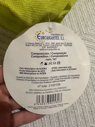 Sombrilla Solmar 220cmx8€Playa y otra de 160 cmx5€