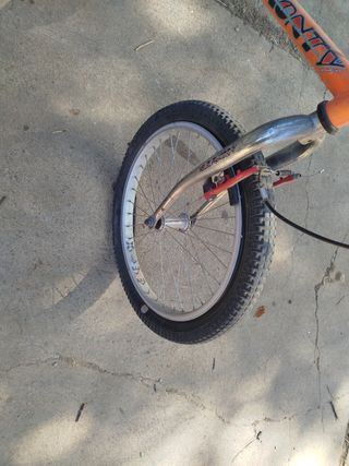 Bicicleta Monty BMX