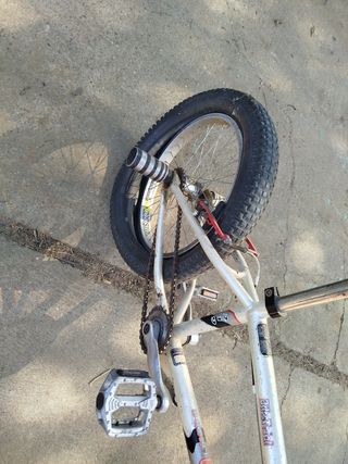 Bicicleta Monty BMX