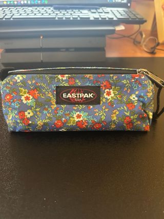 Astuccio Eastpak floreale