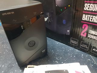 UPS Woxter 650 VA - SAI