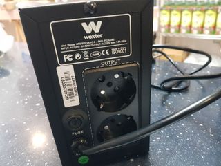 UPS Woxter 650 VA - SAI