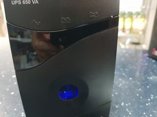 UPS Woxter 650 VA - SAI