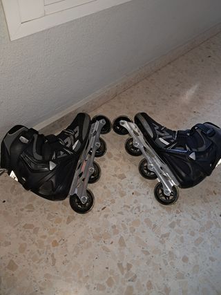 Patines Rollerblade Talla 44, rodilleras y coderas