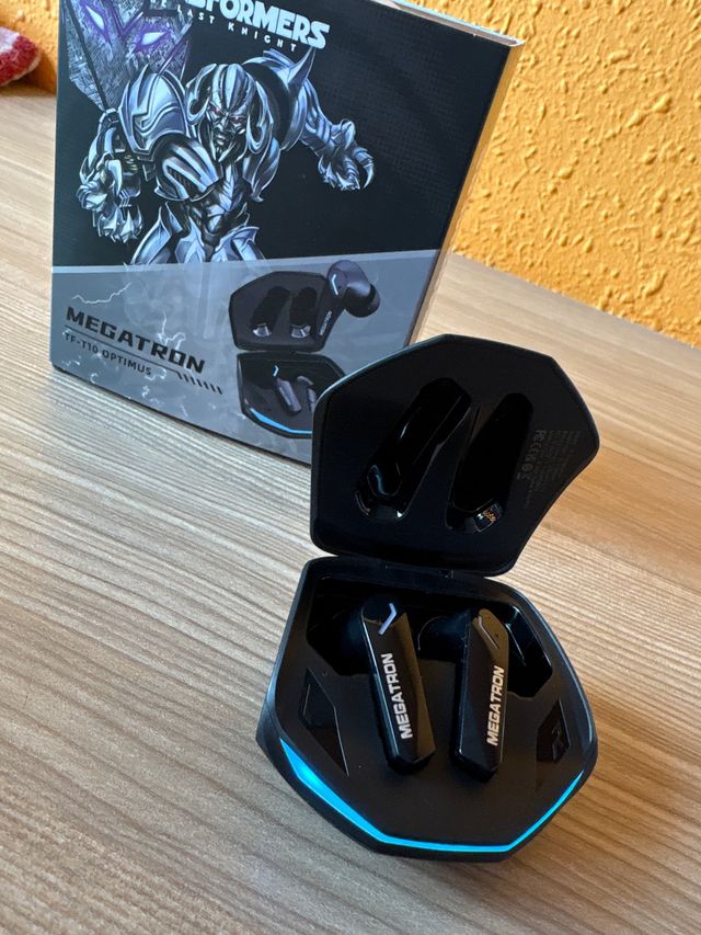 Cuffie Transformers Megatron TF-T10