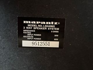 Altavoces Marantz negros