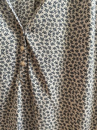 Blusa H&M fiori