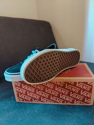 Vans Old Skool negras, talla 36