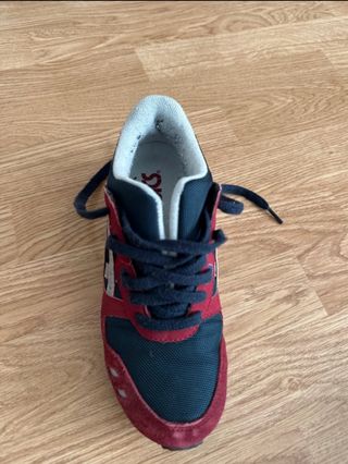 Zapatillas Asics Gel Lyte III rojas y azules