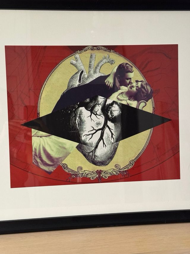 Cornice decorativa a collage retrò e cornice nera