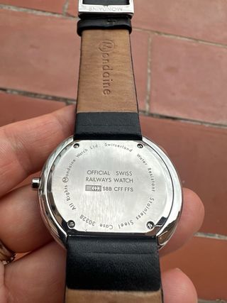 Reloj 40mm original Mondaine Swiss Made como nuevo