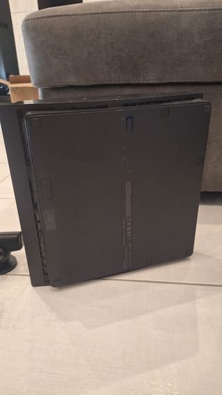 PS3 Slim 250gb con accessori