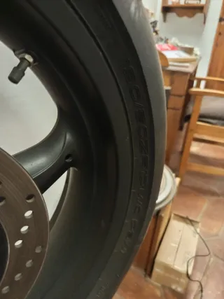 Llanta Marchesini trasera 3 brazos 17"x 4'5