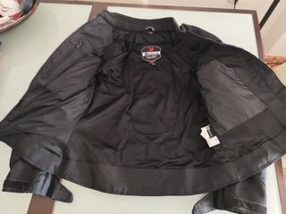 Chaqueta moto verano mujer.