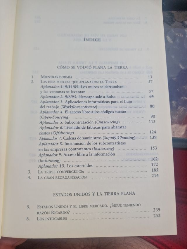 La Tierra Es Plana / The World Is Flat: Breve H...