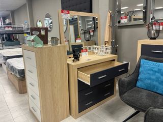 OFERTA!!! - COMODA + ESPEJO POR TAN SOLO 109€