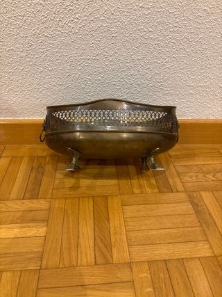 Centro de mesa florero metal antiguo